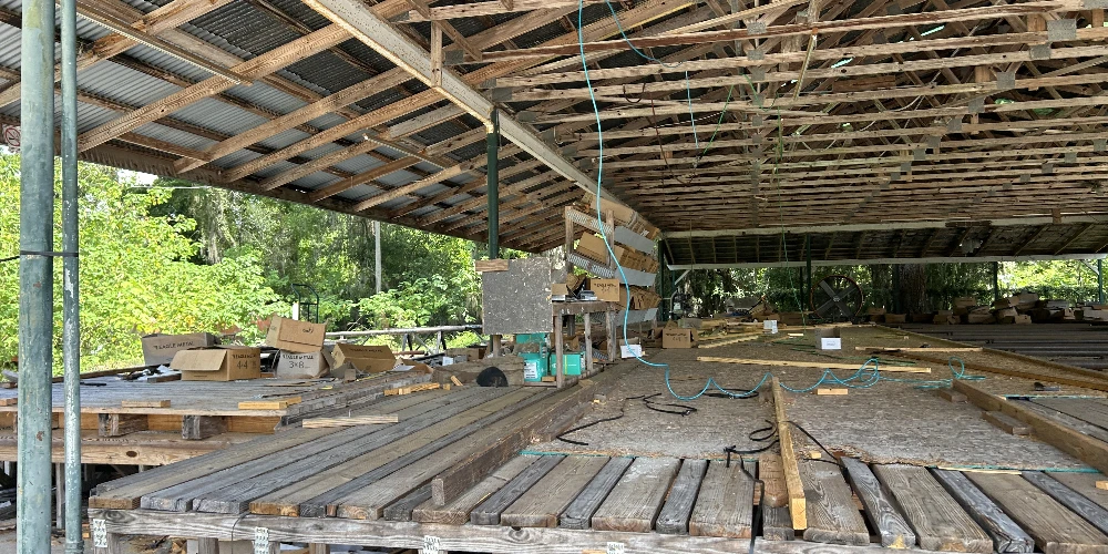Materials/Lumber Facility on 5.6 Acres