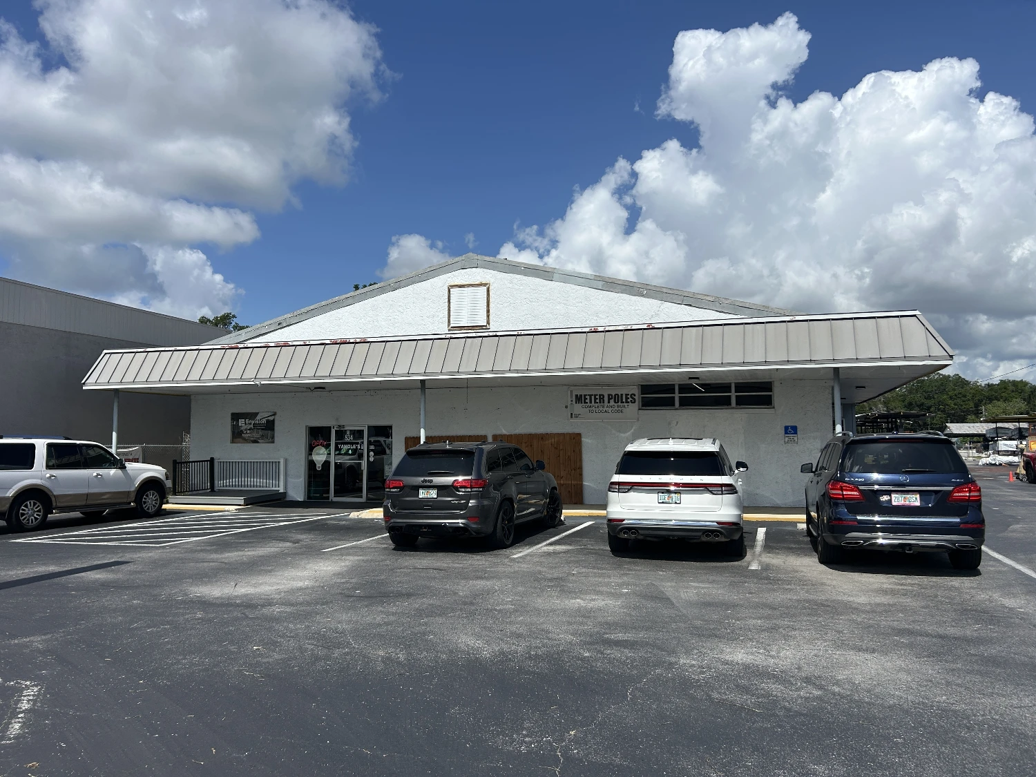 Materials/Lumber Facility on 5.6 Acres