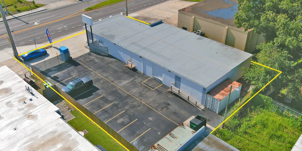 411 Clearlake Rd