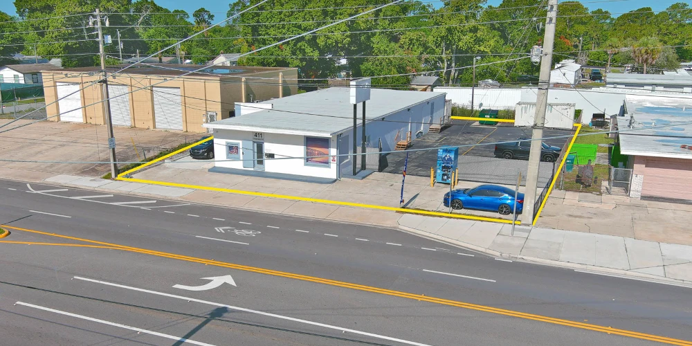 411 Clearlake Rd