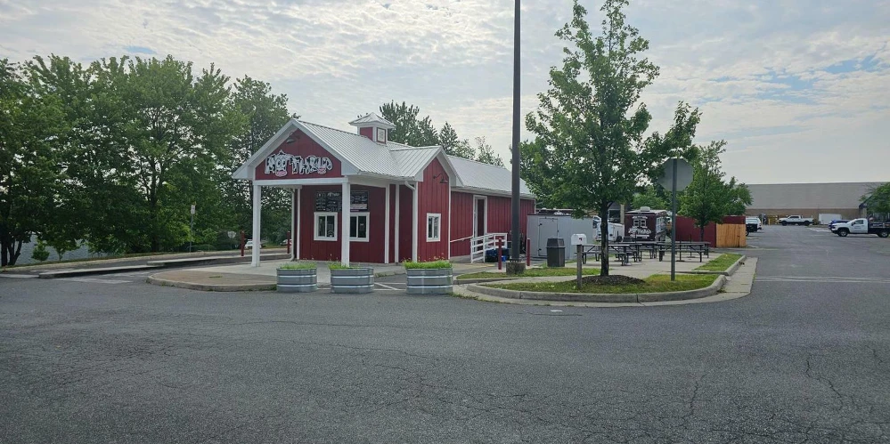 Prime Commercial Outparcel Amid National Retailers and Restaurants
