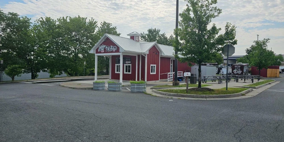 Prime Commercial Outparcel Amid National Retailers and Restaurants