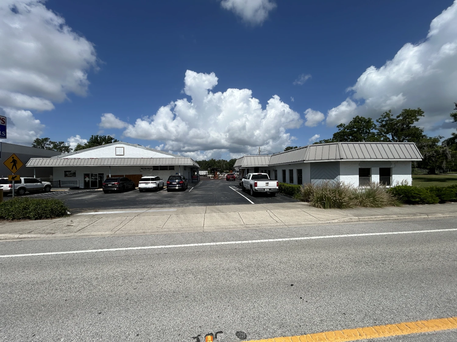 Materials/Lumber Facility on 5.6 Acres