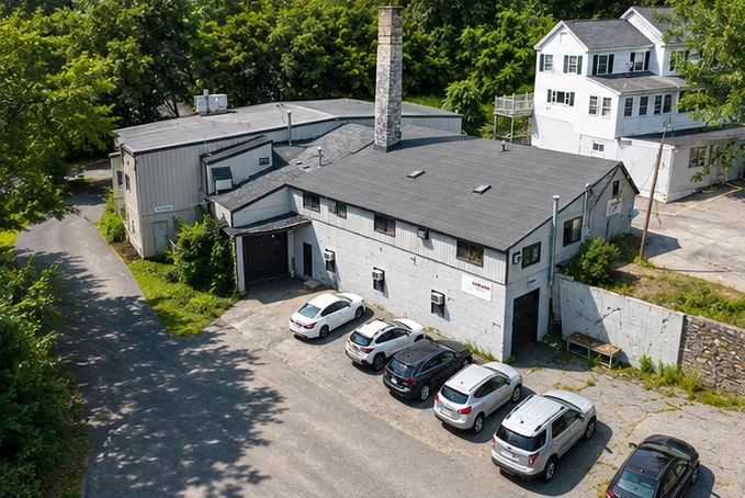 207 E Main St