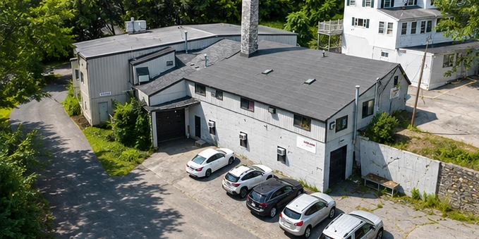 207 E Main St