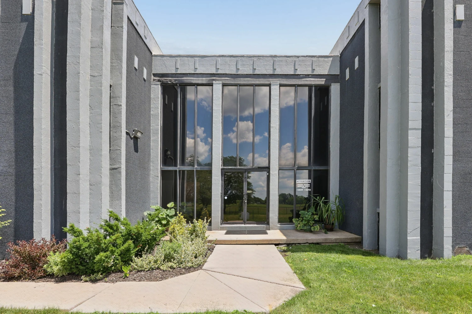 Office Building for Sale | Columbus, OH | NAI Ohio Equities