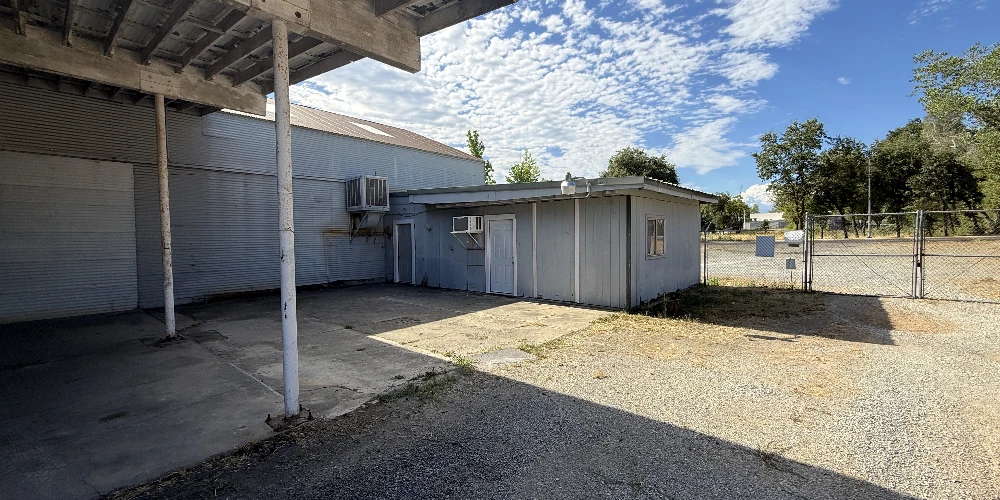 2651 Henderson Road