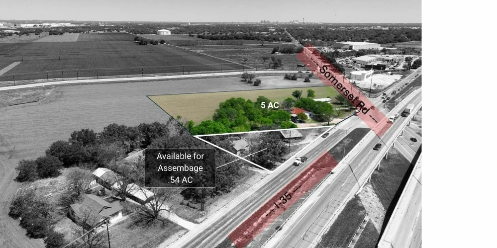 Hard Corner | I-35 Frontage Road at Somerset Road