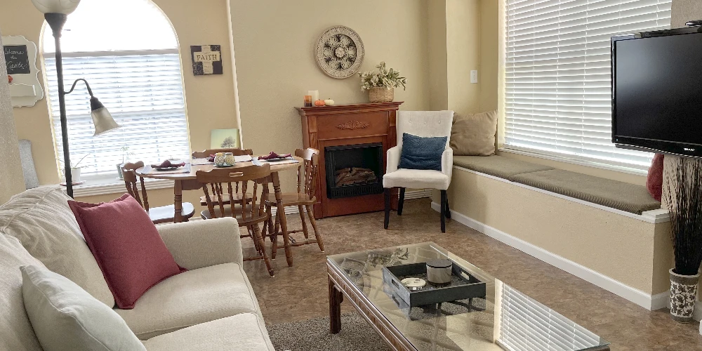 Victorian Oaks Apartments — 8-Unit Fully Furnished Multifamily | All Utilities Included | Bulverde, TX