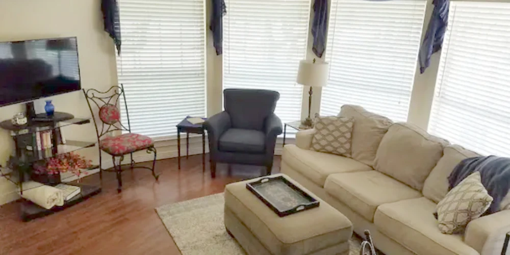Victorian Oaks Apartments — 8-Unit Fully Furnished Multifamily | All Utilities Included | Bulverde, TX