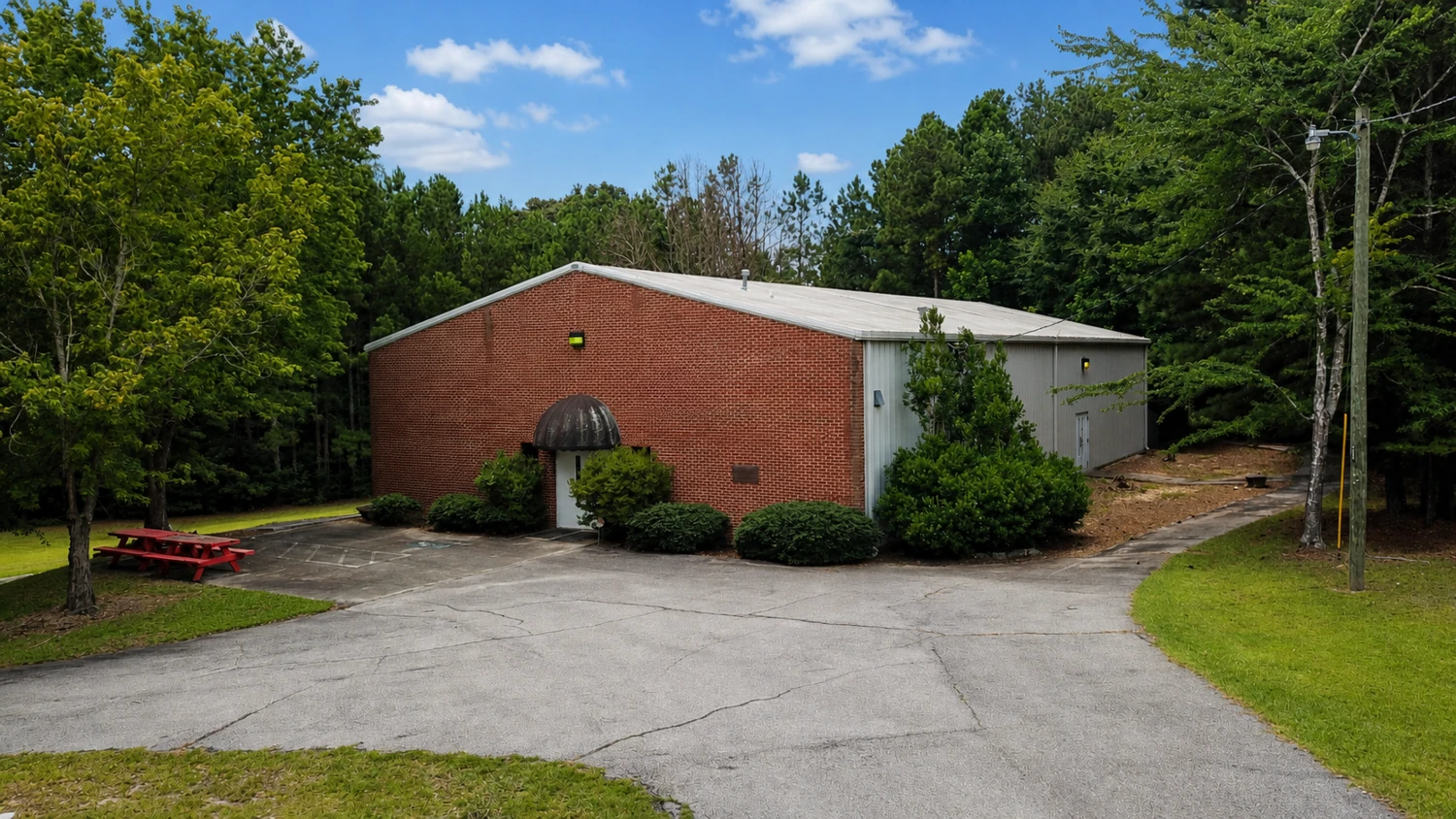2662 Thompson Mill Rd, Buford, GA for sale