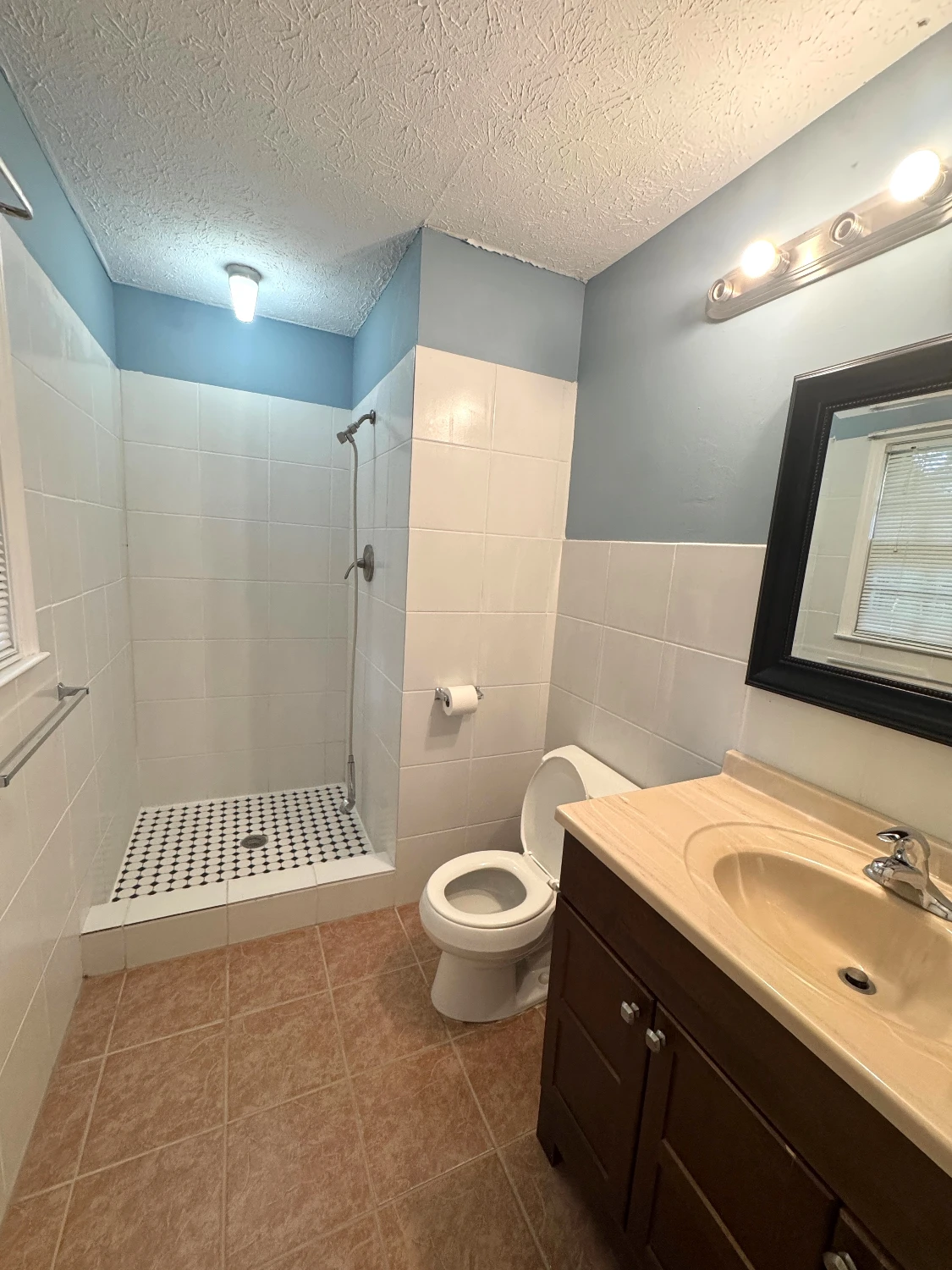 2662 Thompson Mill Rd, Buford, GA for sale