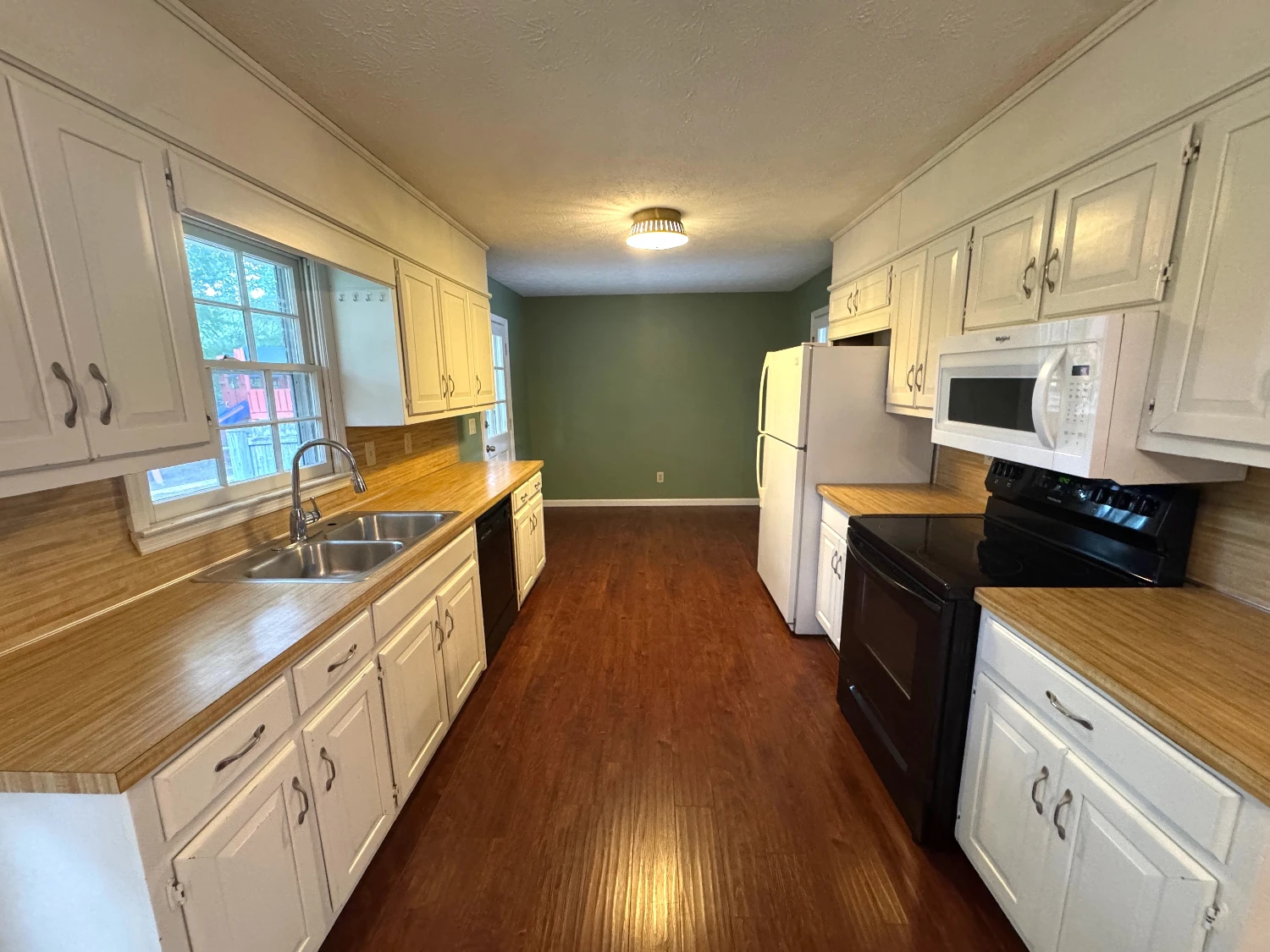 2662 Thompson Mill Rd, Buford, GA for sale