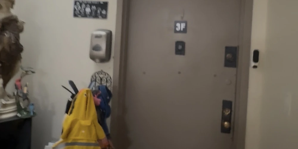 5 Family with 2 Car Garage 