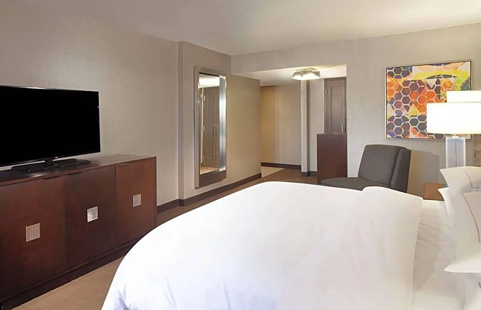 Institutional Sale | Hilton/Hampton Inn Dual Brand Parsippany