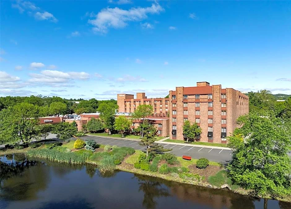 Institutional Sale | Hilton/Hampton Inn Dual Brand Parsippany
