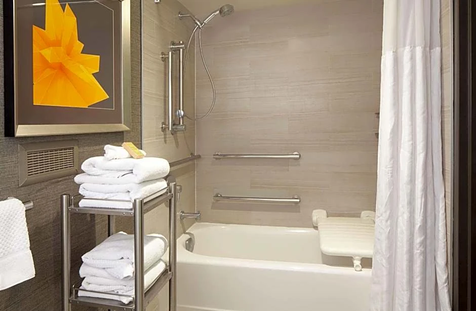Institutional Sale | Hilton/Hampton Inn Dual Brand Parsippany