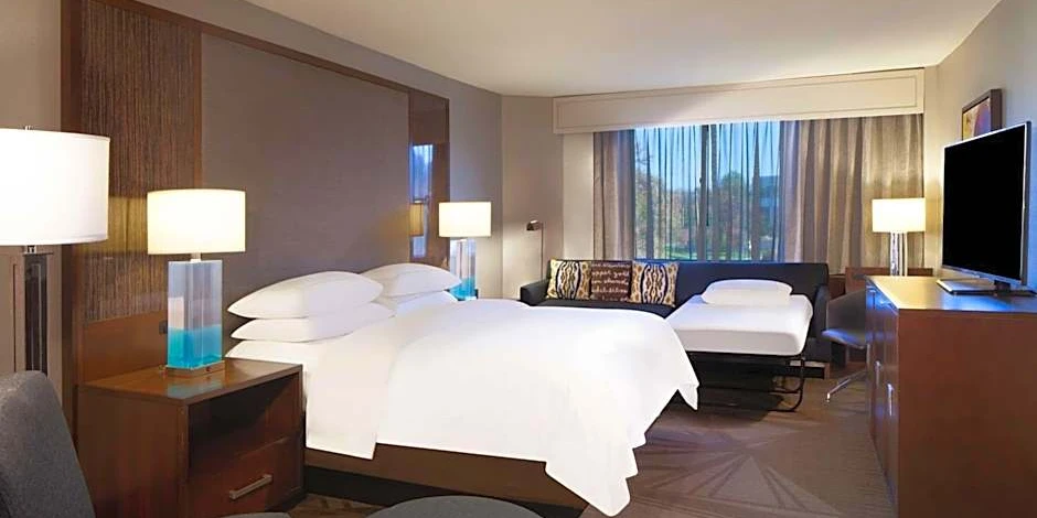 Institutional Sale | Hilton/Hampton Inn Dual Brand Parsippany