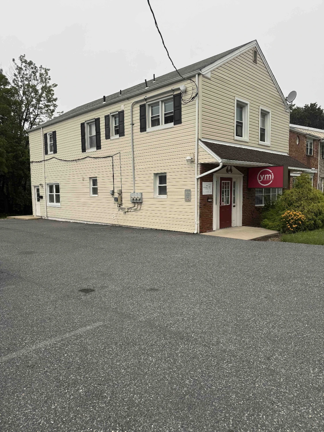 1737 Schoenersville Rd