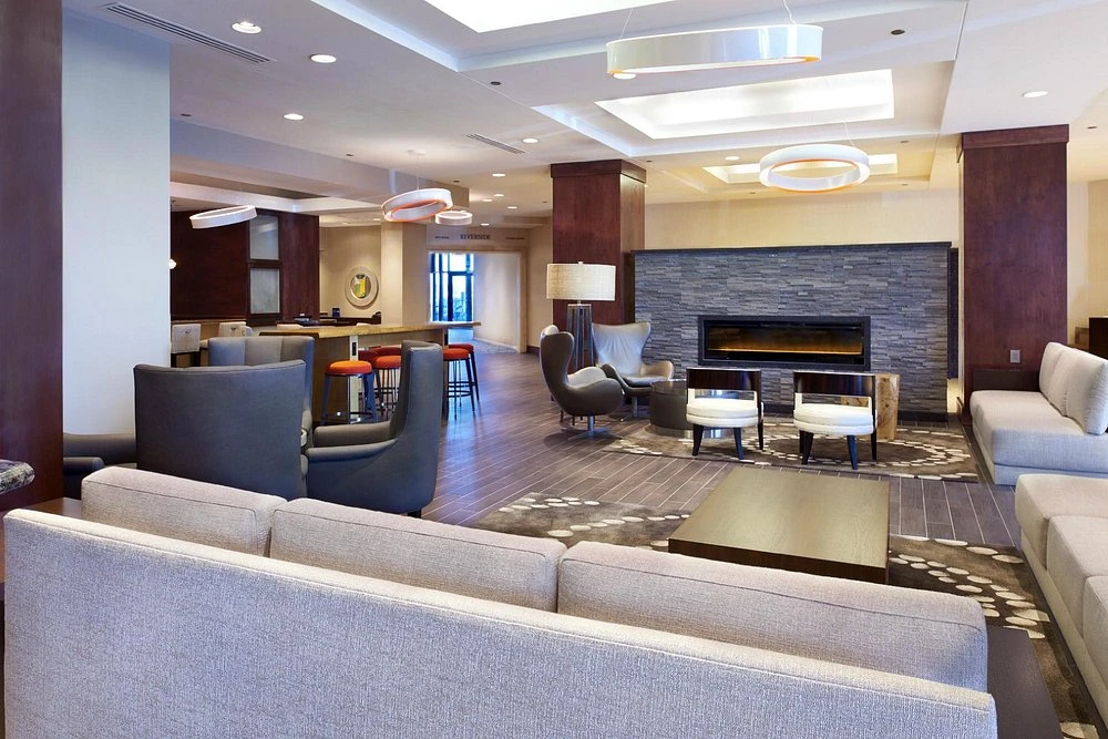 Institutional Sale | Hilton Minneapolis St. Paul Airport