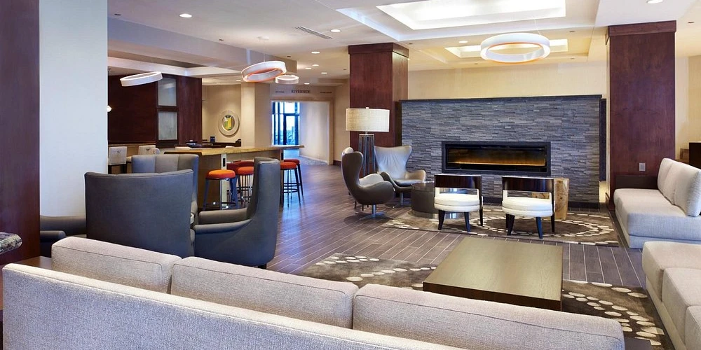 Institutional Sale | Hilton Minneapolis St. Paul Airport