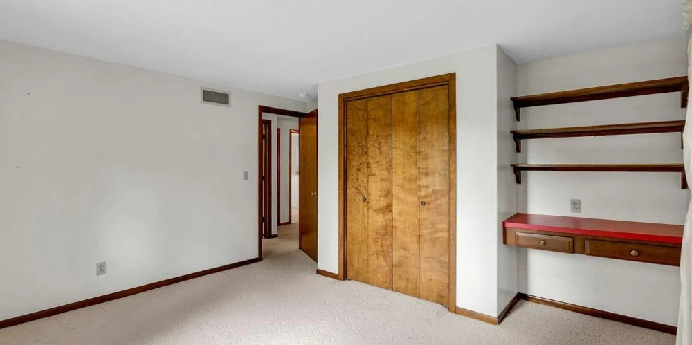 1940 Dodge Rd - 3 Bedroom/2.5 Bathrooms Split Level 1,837 SF Home