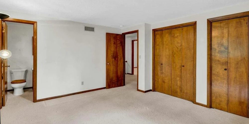 1940 Dodge Rd - 3 Bedroom/2.5 Bathrooms Split Level 1,837 SF Home
