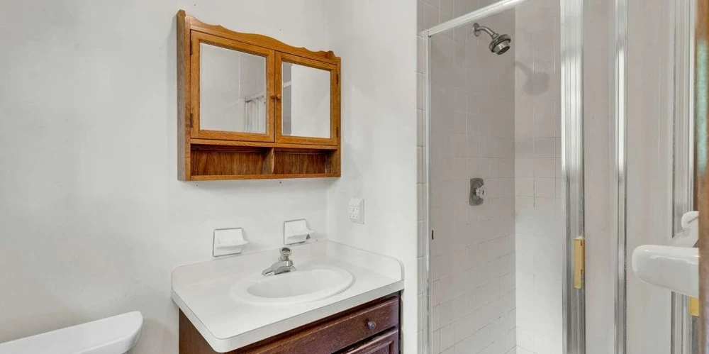 1940 Dodge Rd - 3 Bedroom/2.5 Bathrooms Split Level 1,837 SF Home