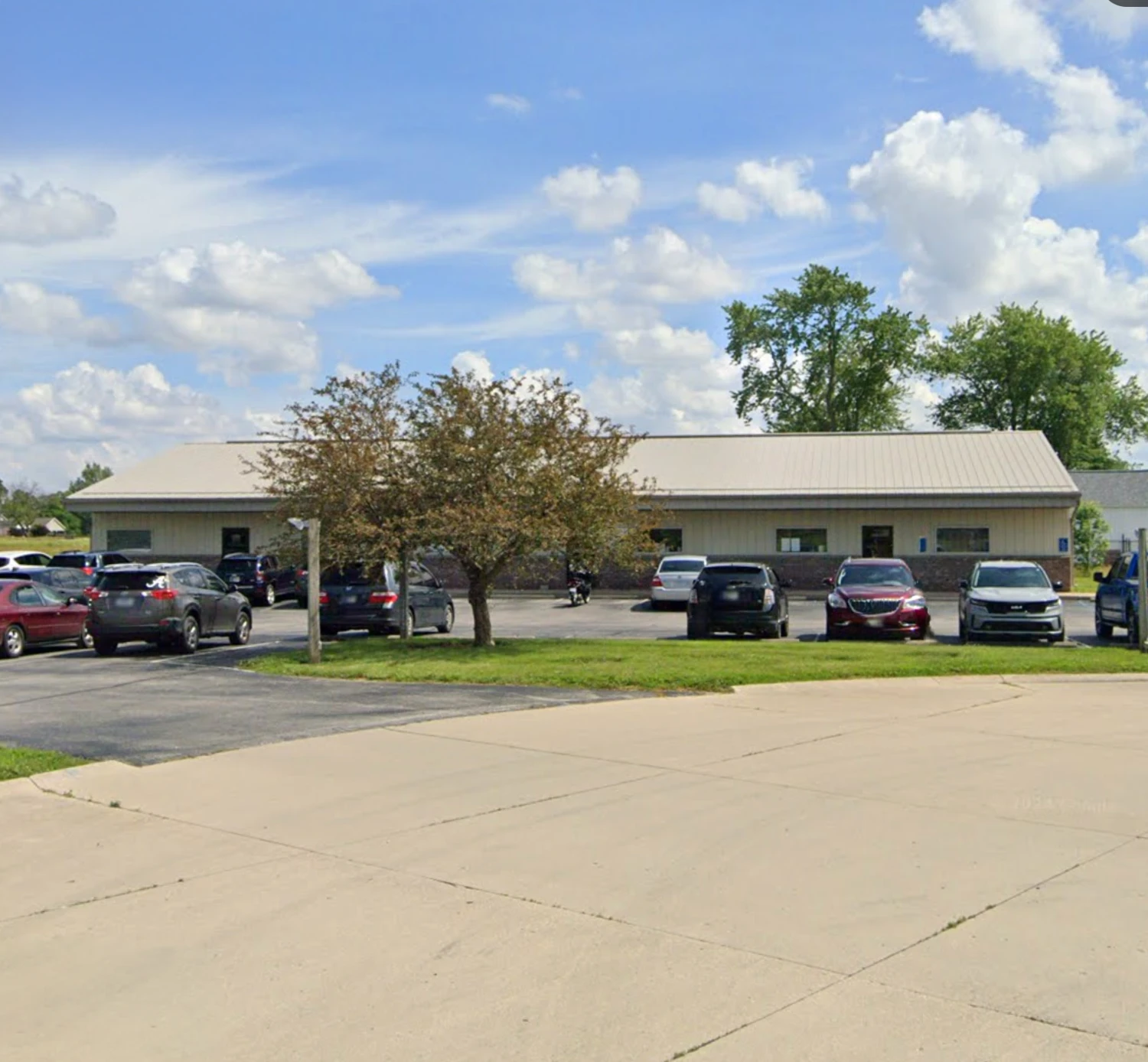 2535 & 2565 Parkway Drive, Shelbyville IN