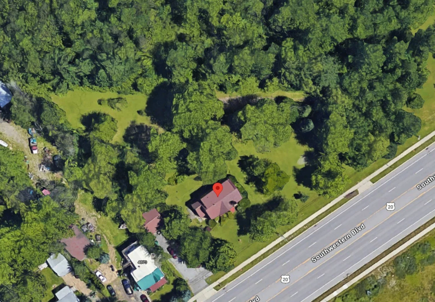 4862 Southwestern Blvd - 2,700+/- SF SPACE ZONED COMMERCIAL WITH 1.6+/- ACRES