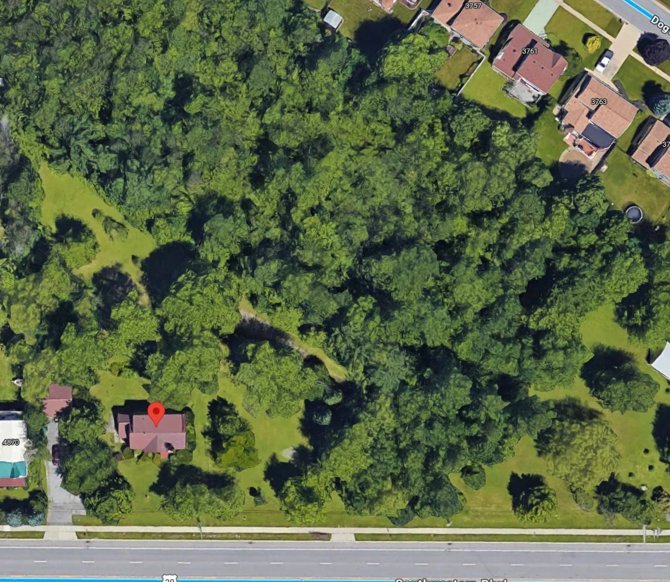 4862 Southwestern Blvd - 2,700+/- SF SPACE ZONED COMMERCIAL WITH 1.6+/- ACRES