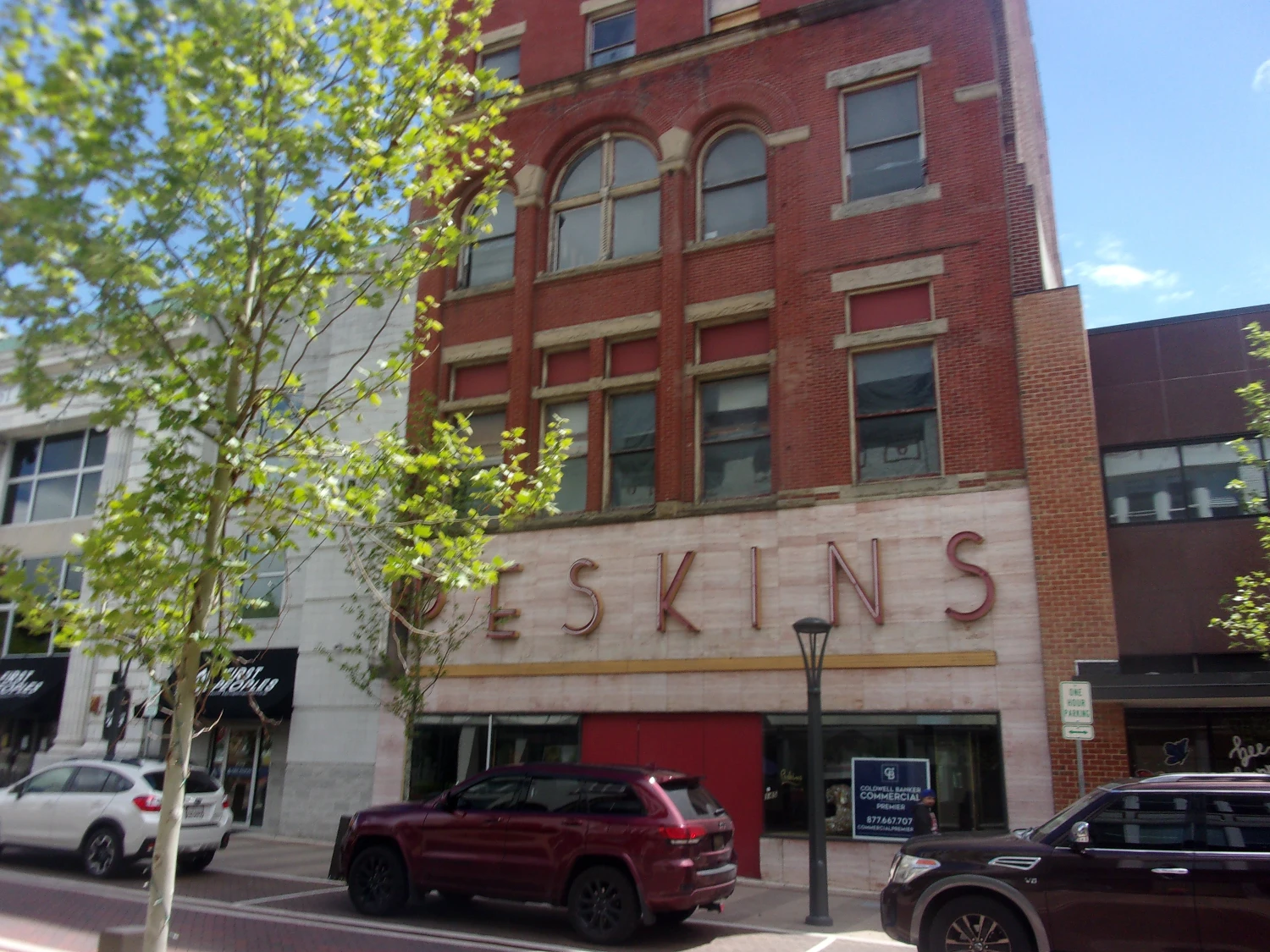 Iconic 5-Story Building in the New Downtown Cumberland