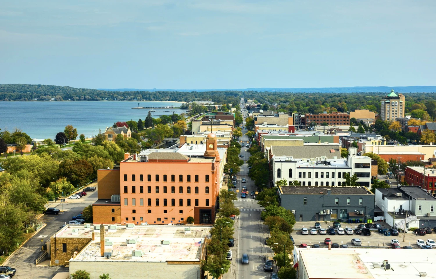 PRIME MULTIUSER OFFICE BUILDING & DOWNTOWN DEVELOPMENT SITE