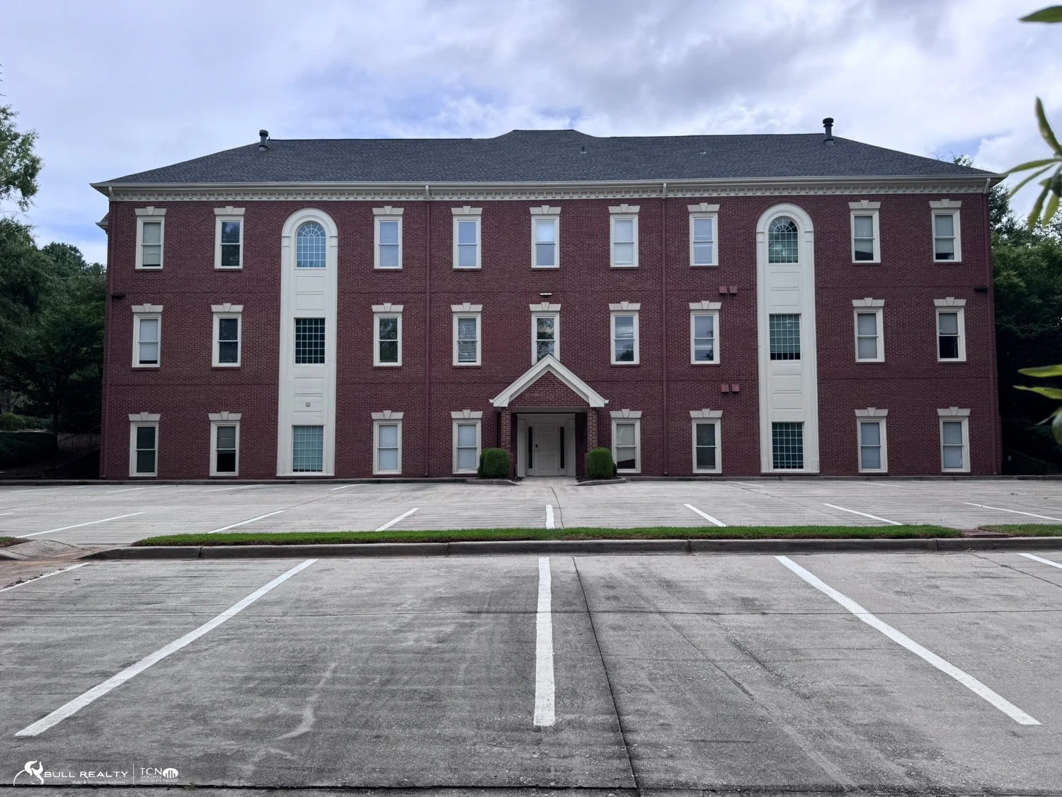 Premier Peachtree Corners Office Building ±16,497 SF | Class B | 3-Story | Available For Sale or Lease