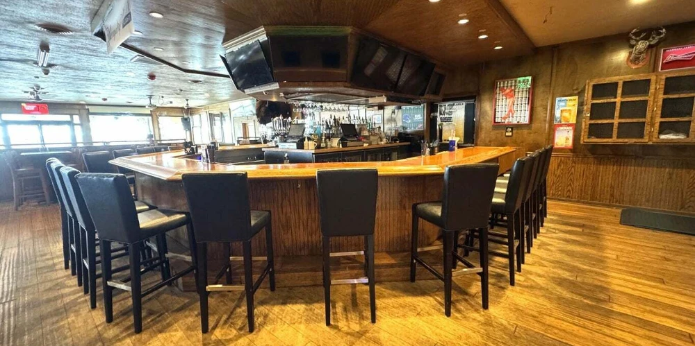 Iconic Limberlost Lounge & Restaurant on Houghton Lake
