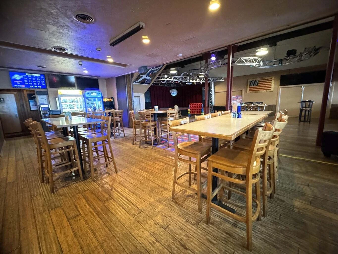Iconic Limberlost Lounge & Restaurant on Houghton Lake