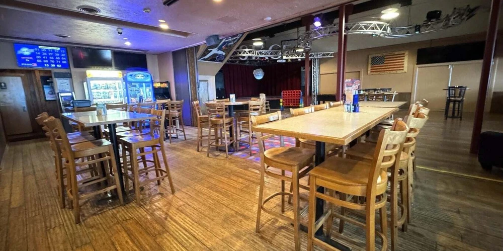 Iconic Limberlost Lounge & Restaurant on Houghton Lake