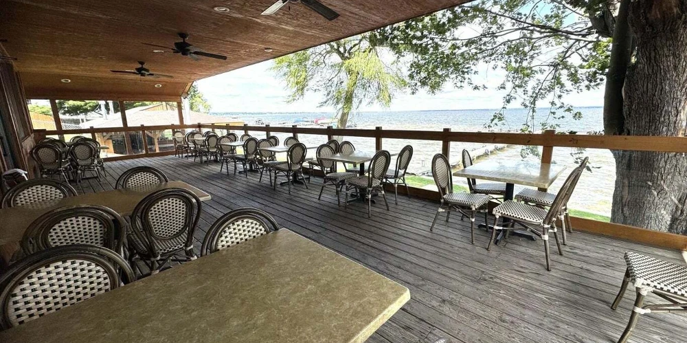 Iconic Limberlost Lounge & Restaurant on Houghton Lake