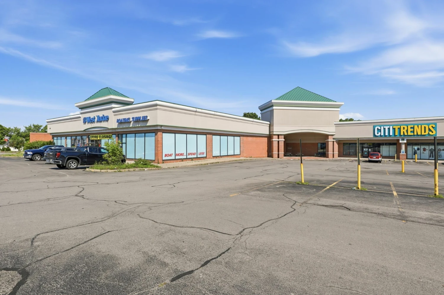 PLANET FITNESS PLAZA