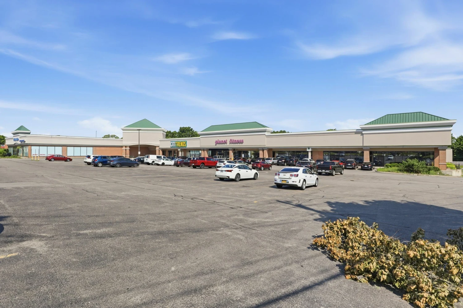 PLANET FITNESS PLAZA