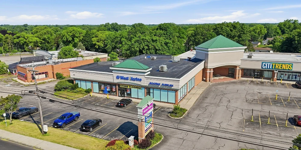 PLANET FITNESS PLAZA
