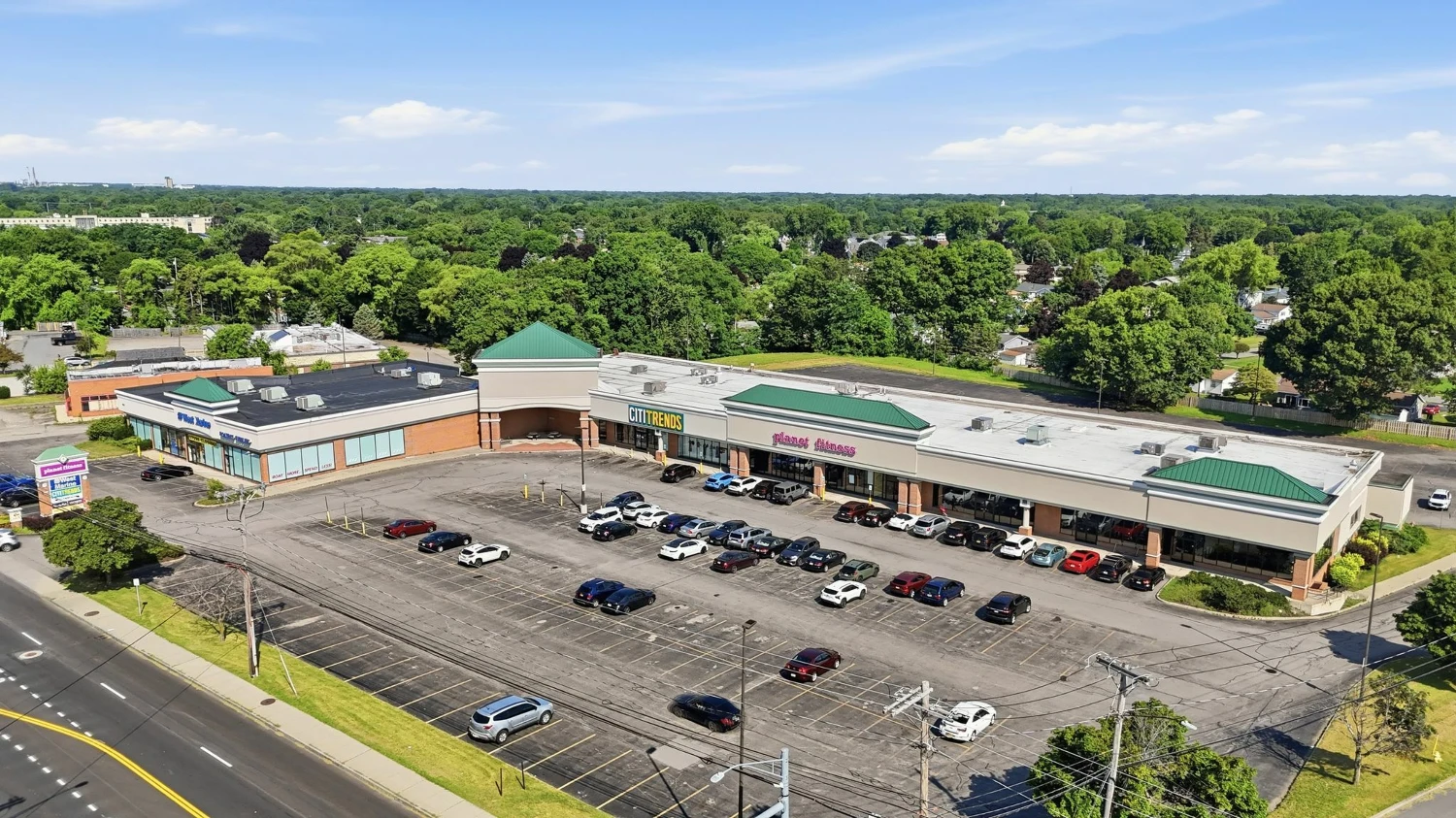 PLANET FITNESS PLAZA