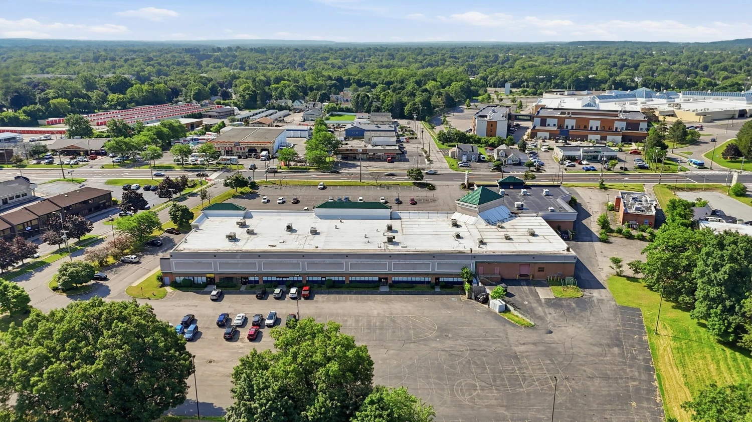PLANET FITNESS PLAZA
