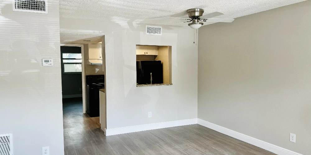  THE WILDWOOD APARTMENTS IN DOWNTOWN CLEARWATER (18-UNITS) FOR SALE!