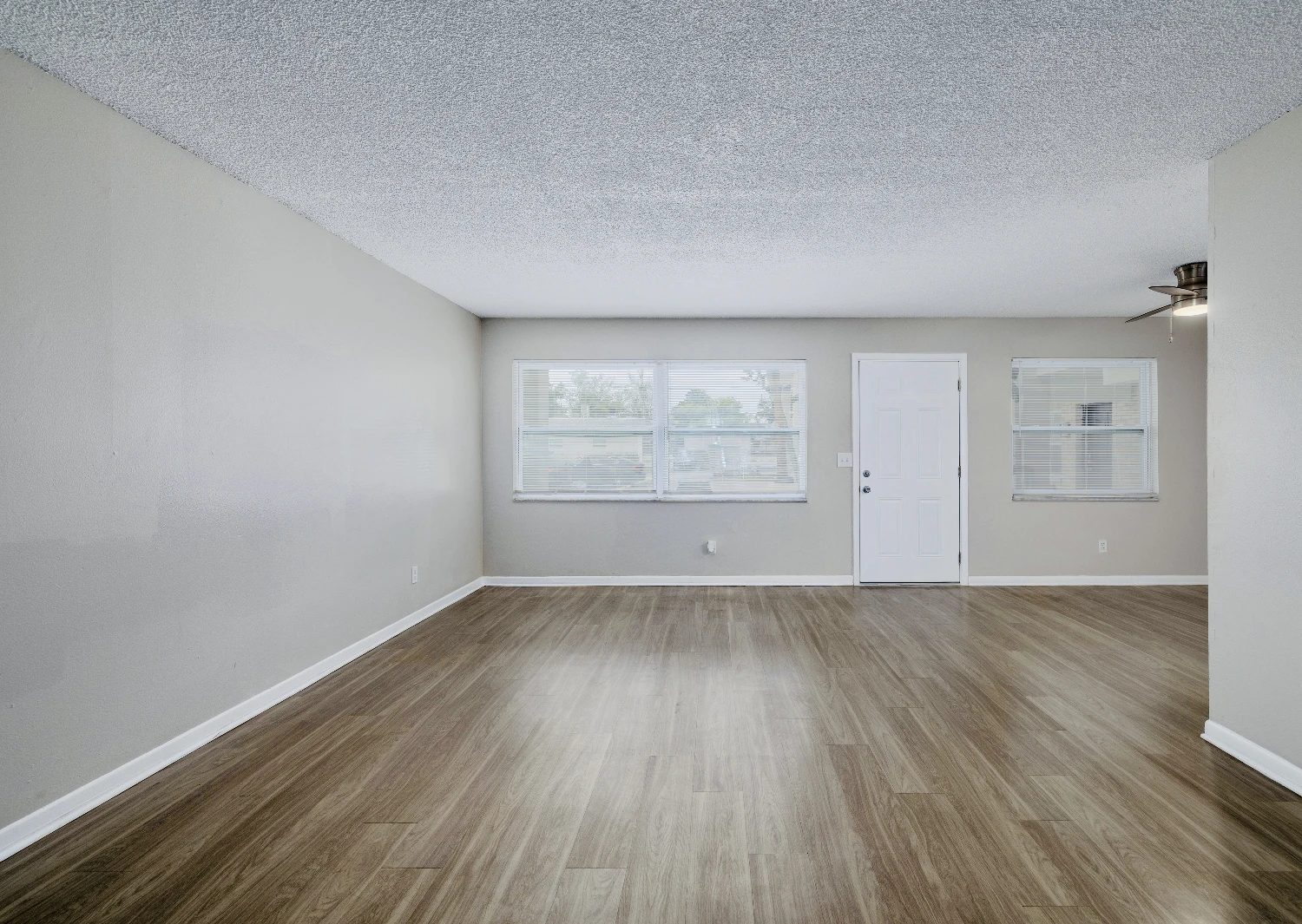  THE WILDWOOD APARTMENTS IN DOWNTOWN CLEARWATER (18-UNITS) FOR SALE!