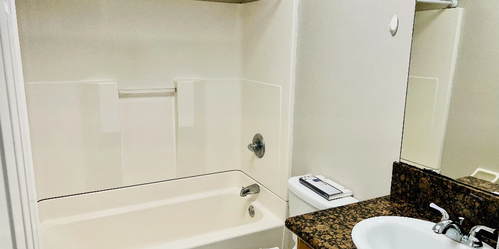  THE WILDWOOD APARTMENTS IN DOWNTOWN CLEARWATER (18-UNITS) FOR SALE!