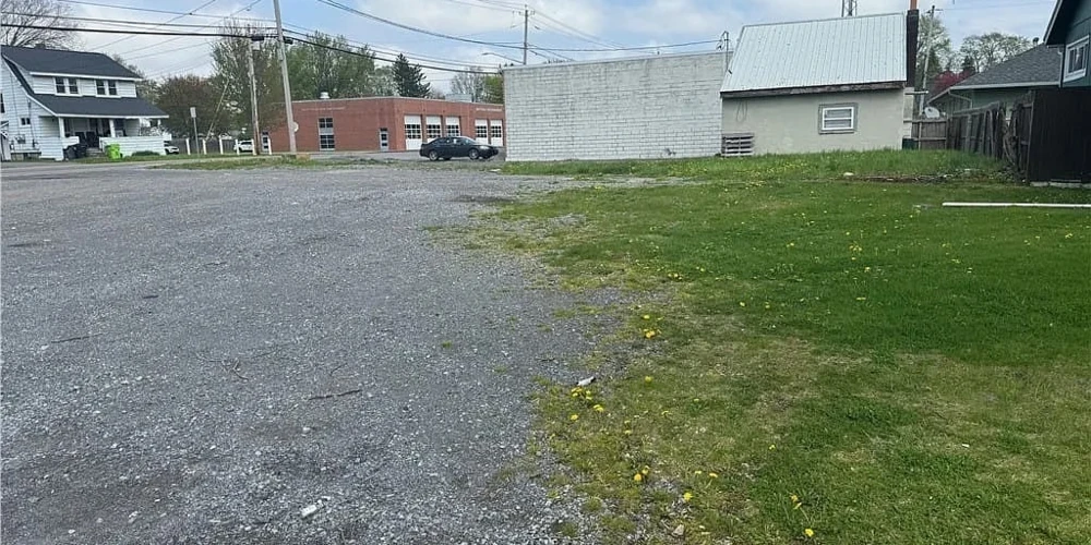 118 Molloy Rd East