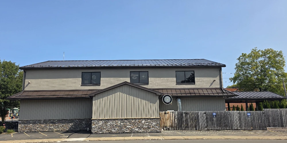 64 W Main St | Leased Restaurant & Bar Investment