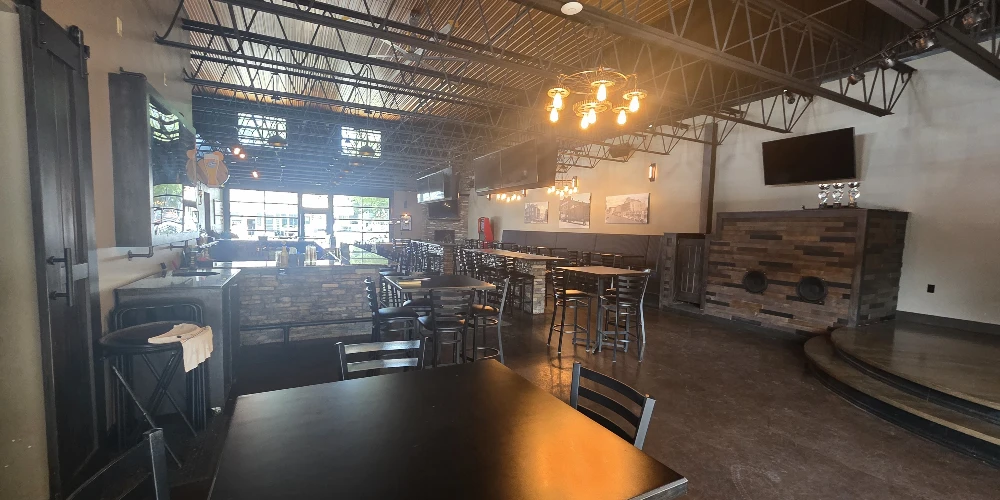 64 W Main St | Leased Restaurant & Bar Investment
