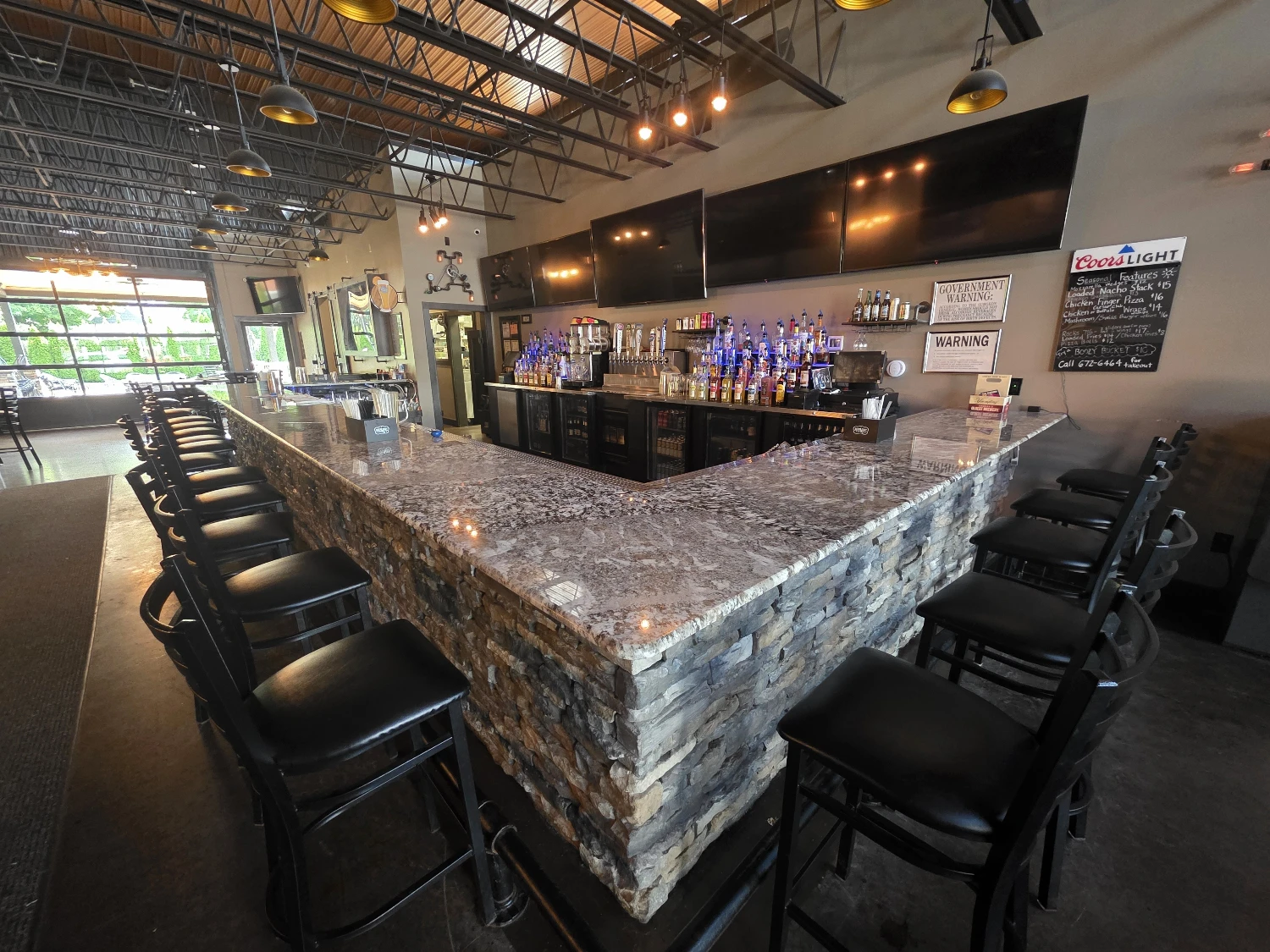 64 W Main St | Leased Restaurant & Bar Investment